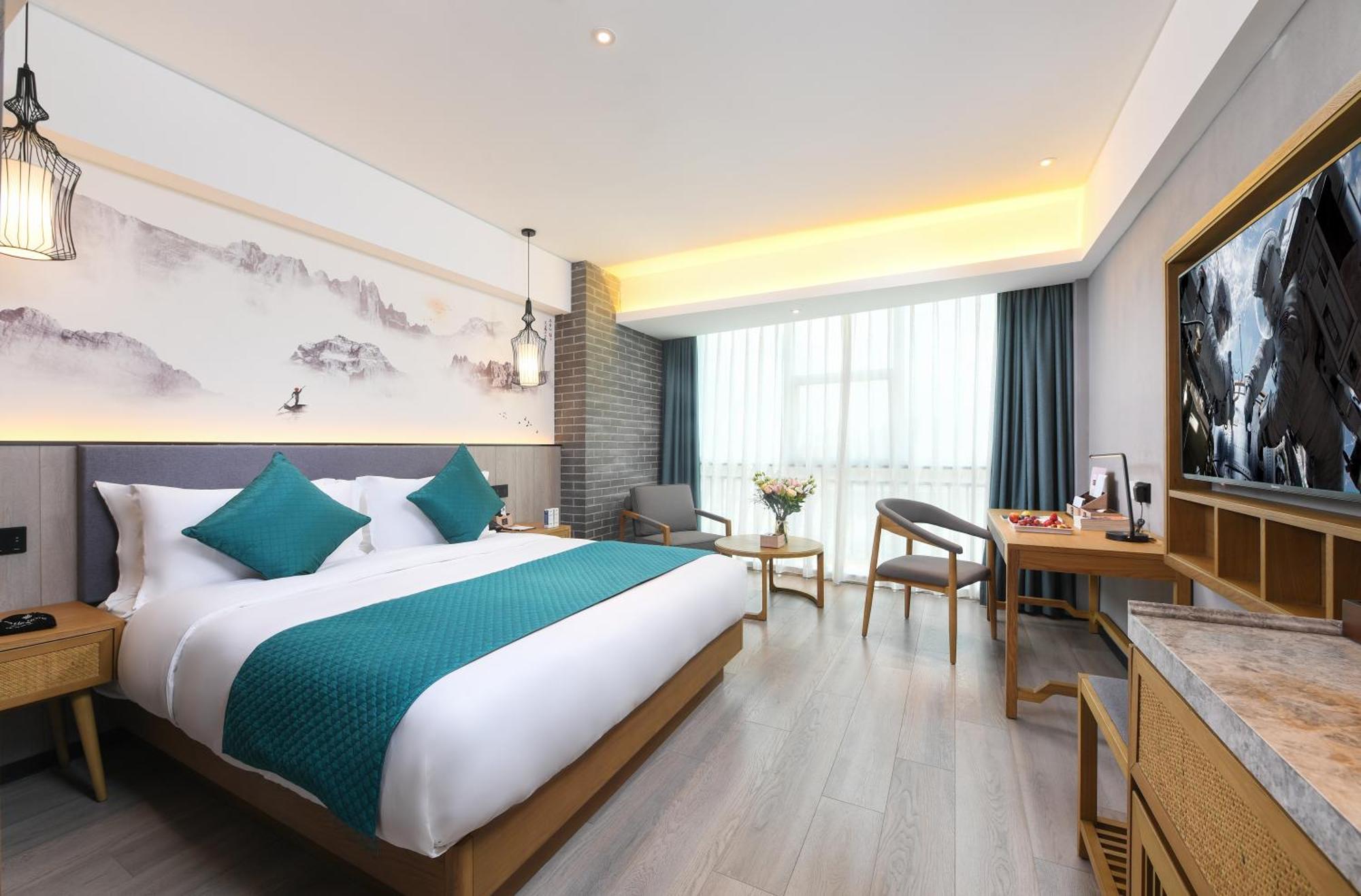 Mehood Lestie International Hotel Nancun Wanbo Metro Station Branch - Free Shuttle Bus To Canton Fair Complex During Canton Fair Period & Free Breakfast & Free Afternoon Tea & Free Midnight Snack & Free Vpn Internet Access 外观 照片